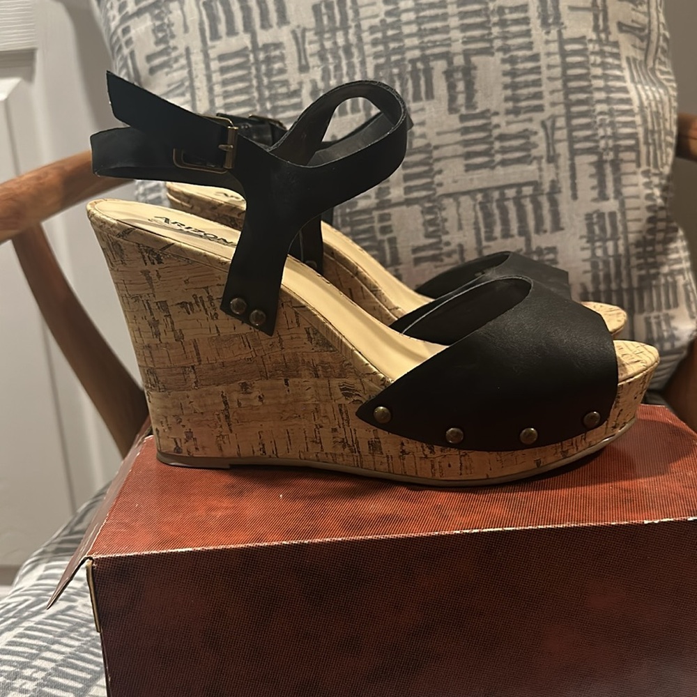 Arizona black leather straps